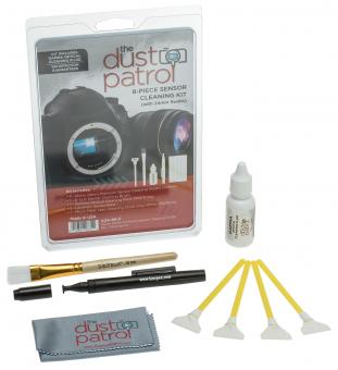 The Dust Patrol Kit w. 4x Alpha Swabs  24mm + Gamma Fluid + Micro Fiber Cloth + LensPen + D-SLR-BRUSH 